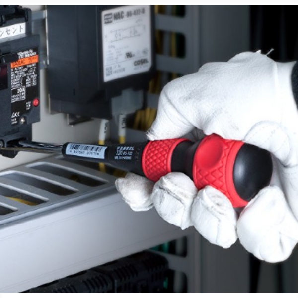 Tua vít cầm tay VESSEL